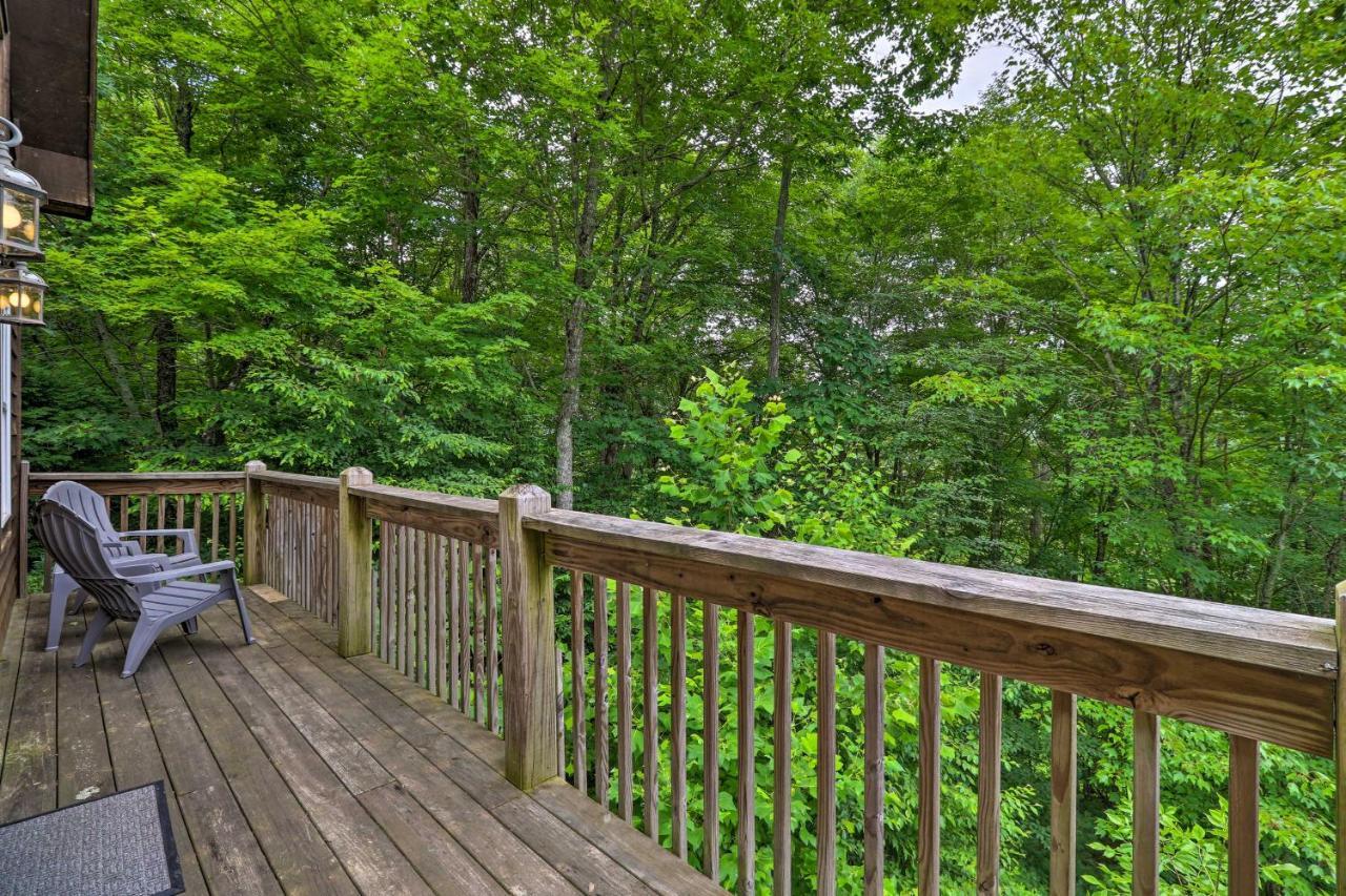 Cozy Boone Cabin With Deck Close To Downtown! Eksteriør bilde